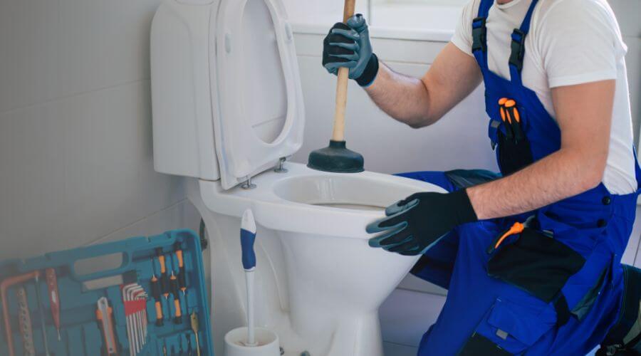 Local annual plumbing maintenance in Mereta, TX